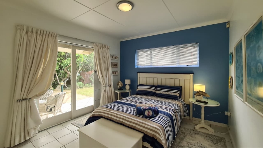 5 Bedroom Property for Sale in Kenton On Sea Eastern Cape